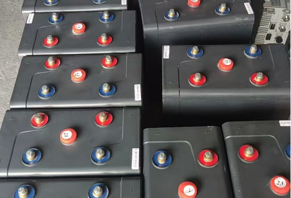 工业型ups特点是什么