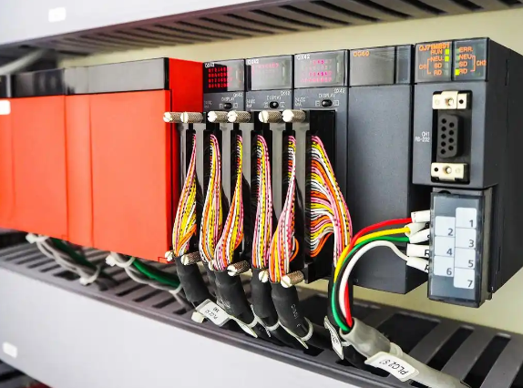 高频UPS到底“高”在哪里