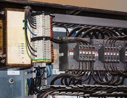 成型设备怎么安装ups